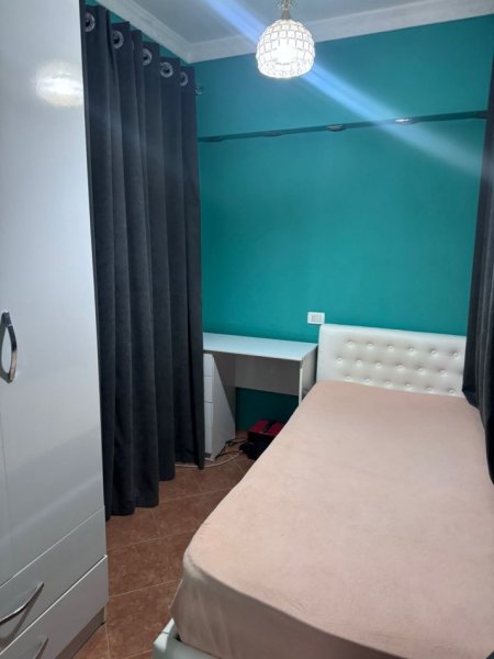 Tirane, jepet me qera apartament 2+1+Ballkon Kati 7, 90 m² 450 € (Astir, rruga teodor keko prane bar artistit)