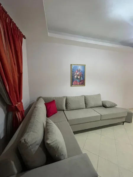 Tirane, shitet apartament 2+1 Kati 3, 89 m² 130.000 € (Fresk)