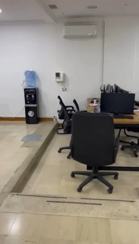 Tirane, jepet me qera ambjent biznesi , 180 m² 2.750 € (Ish Blloku)