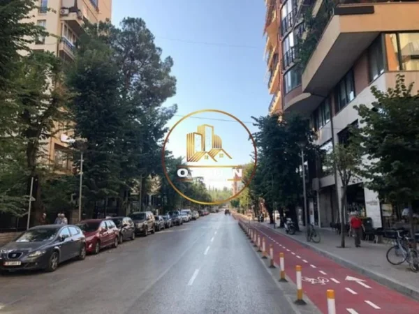 Ambjent Biznesi për Qira tek Cioccolatitaliani Bllok !