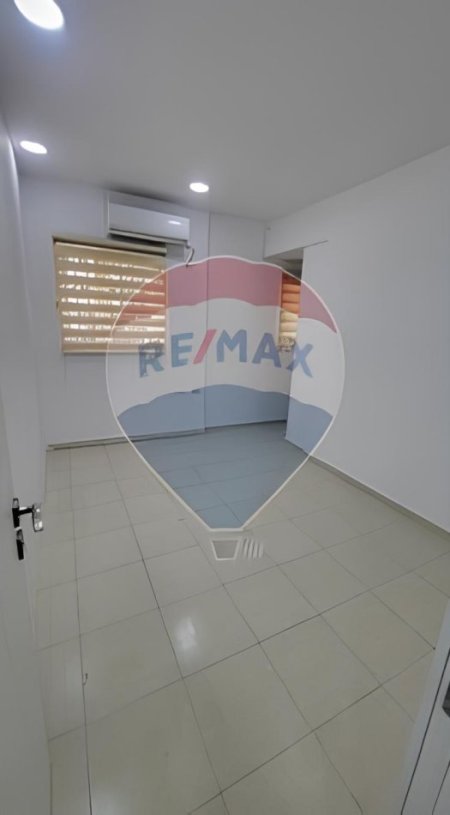 Tirane, jepet me qera apartament 1+1 Kati 0, 65 m² 800 € (Rruga e Kavajes)