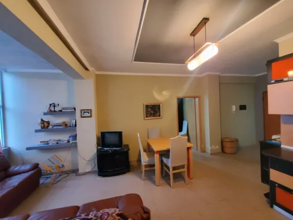 Sarande, shitet apartament 1+1 Kati 5, 69 m² 105000 € (Butrinti)