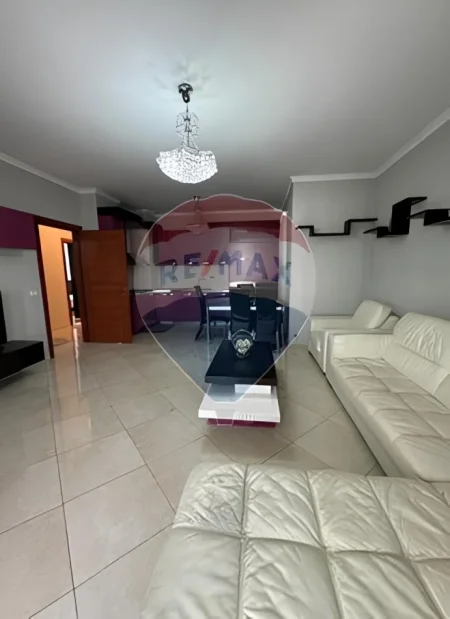 Tirane, jepet me qera apartament 2+1 Kati 0, 102 m² 600 € 