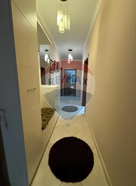 Tirane, jepet me qera apartament 2+1 Kati 0, 102 m² 600 € 