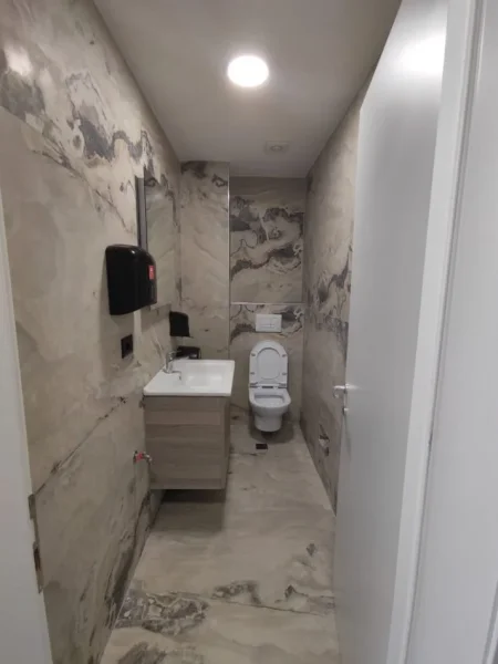 Durres, shitet ambjent biznesi Kati 0, 32 m² 150.000 € (Vollga,Durres)