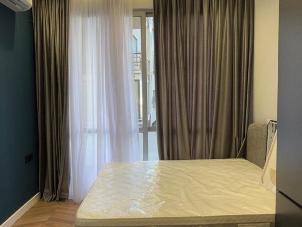 Tirane, jepet me qera apartament 1+1 Kati 0, 40 m² 550 € (Liqeni i Thate)