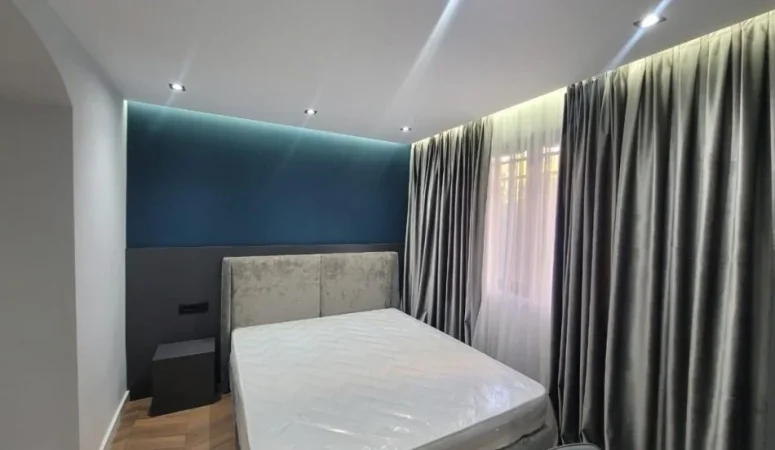Tirane, shitet apartament 3+1 , 90 m² 268.000 € (21 Dhjetori)