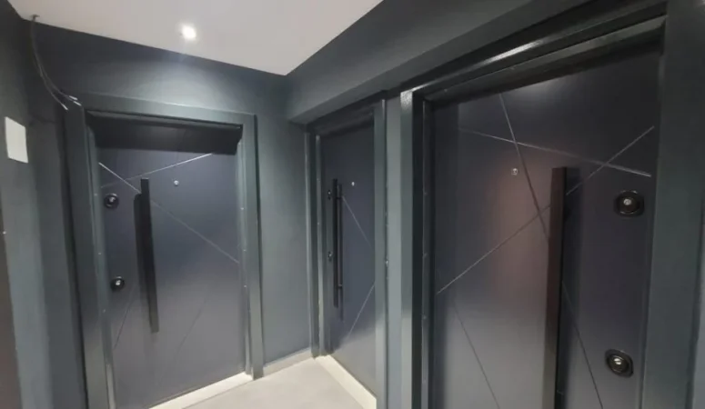 Tirane, shitet apartament 3+1 , 90 m² 268.000 € (21 Dhjetori)