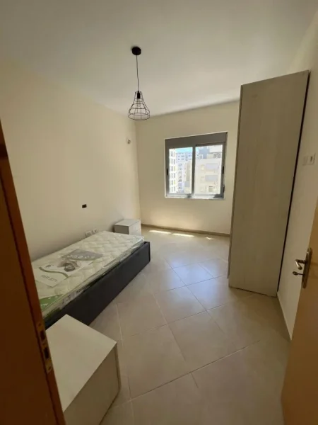 Durres, shitet apartament 2+1+Ballkon Kati 5, 92 m² 110.000 € (Durres)