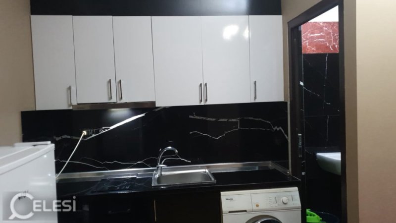 Tirane, jepet me qera garsonier Kati 2, 30 m² 350 € (Rruga e Elbasanit)
