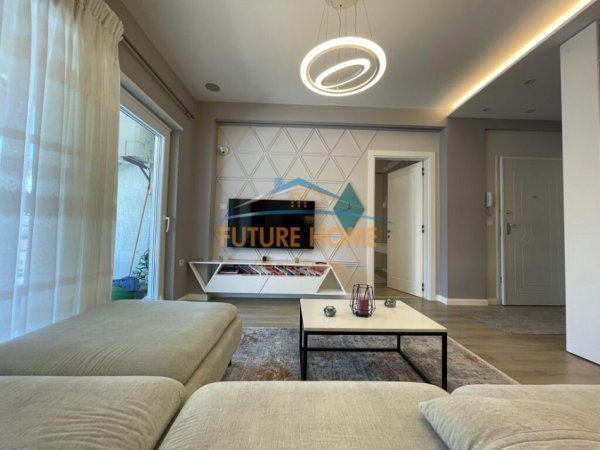 Tirane, shitet apartament 2+1 Kati 2, 104 m² 220.000 € (Quiet Lake)