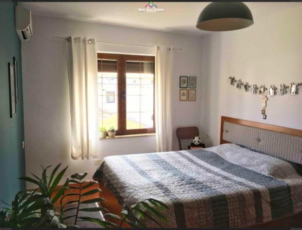 Tirane, jepet me qera apartament 2+1 Kati 5, 85 m² 550 € (rruga e durresit)