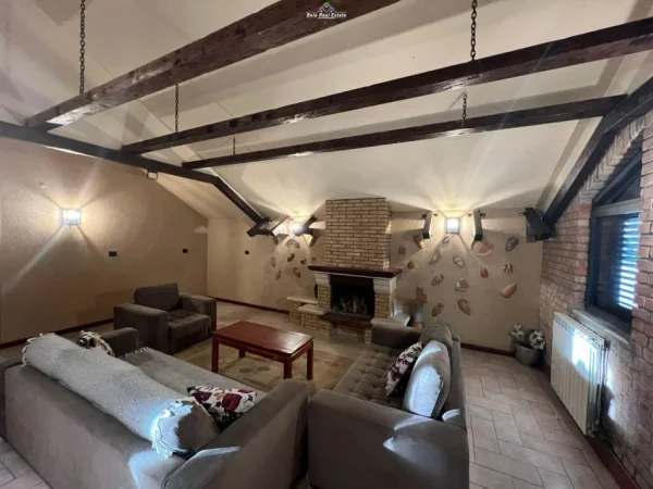 Tirane, shes Vile 3 Katshe Kati 2, 360 m² 460.000 € (vilat gjermane)