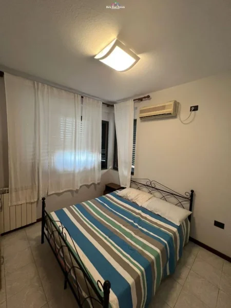 Tirane, shes Vile 3 Katshe Kati 2, 360 m² 460.000 € (vilat gjermane)