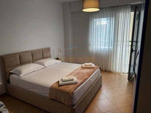 Tirane, jepet me qera apartament 2+1 Kati 4, 106 m² 1.000 € (Rruga e Dibres)