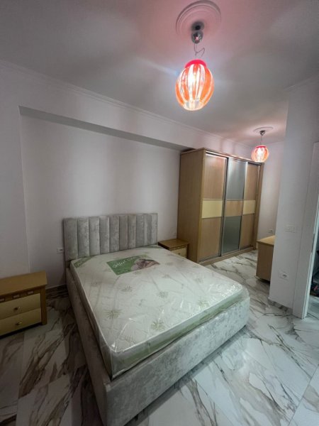 Tirane, jepet me qera apartament 2+1+Ballkon Kati 6, 102 m² 750 € (Fusha e Aviacionit)