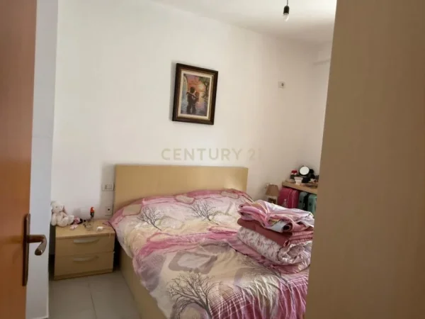 Tirane, shitet apartament Kati 8, 58 m² 75.400 € 