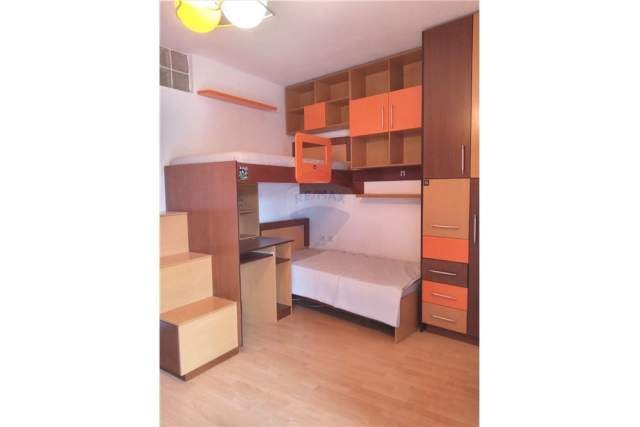 Tirane, jepet me qera apartament 2+1 Kati 1, 100 m² 400 Euro (Gjimnazi Partizani)