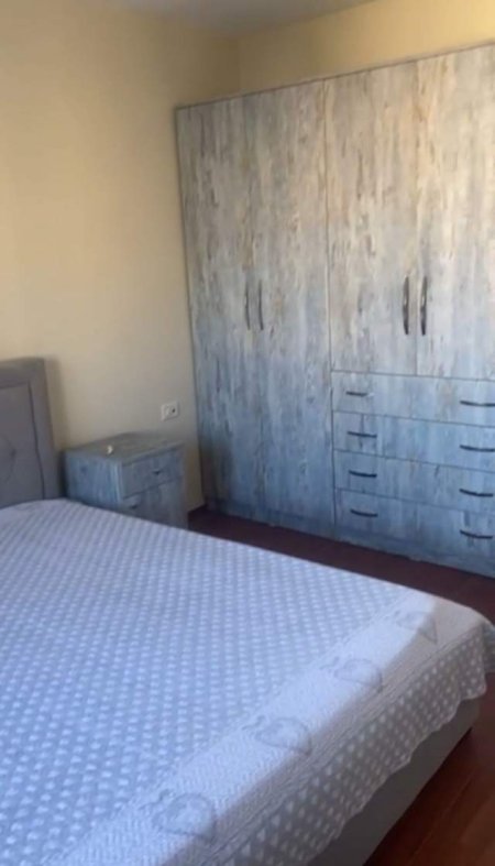 Tirane, jepet me qera apartament 1+1 Kati 3, 68 m² 40.000 Leke (21 Dhjetori)