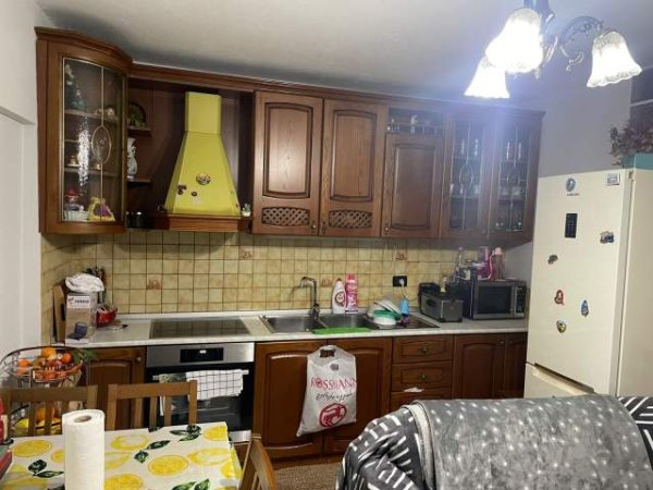Tirane, jepet me qera apartament 2+1+BLK Kati 6, 74 m² 400 Euro (saraceve)
