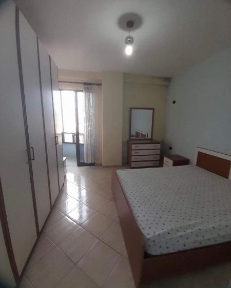 Tirane, jepet me qera apartament 2+1+A+BLK Kati 6, 92 m² 40.000 Leke (tregu elektrik)