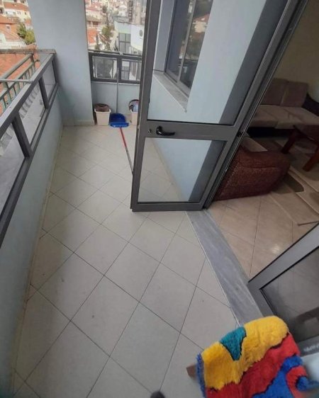 Tirane, jepet me qera apartament 2+1+A+BLK Kati 6, 92 m² 40.000 Leke (tregu elektrik)