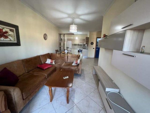 Tirane, jepet me qera apartament 2+1 Kati 11, 82 m² 620 Euro (Gjimnazi Petro Nini Luarasi)