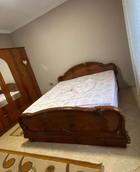 Tirane, jap me qera apartament 2+1+BLK Kati 2, 85 m² 350 Euro (5 MAJ)