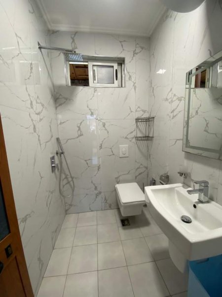 Tirane, jap me qera apartament 2+1+BLK Kati 2, 85 m² 350 Euro (5 MAJ)
