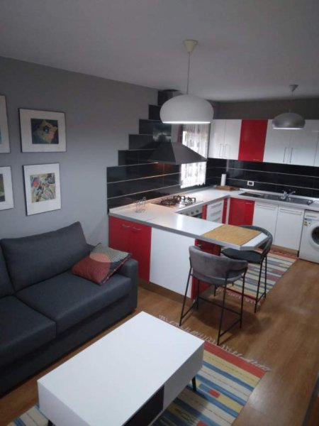 Tirane, jepet me qera apartament 1+1+BLK Kati 2, 55 m² 400 Euro (Pjeter Budi)