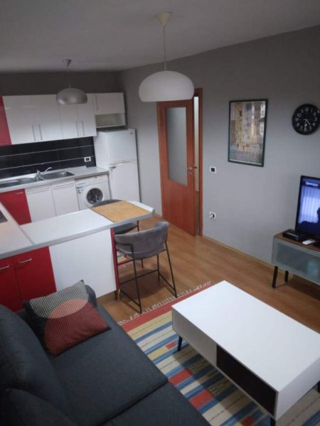 Tirane, jepet me qera apartament 1+1+BLK Kati 2, 55 m² 400 Euro (Pjeter Budi)