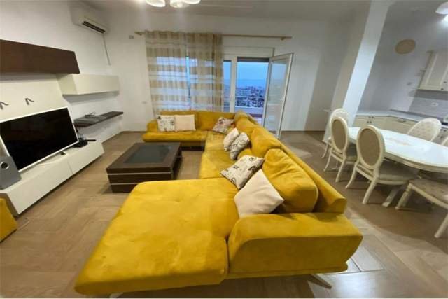 Tirane, shitet apartament 3+1+BLK Kati 8, 192 m² 135.000 Euro (Fresku)