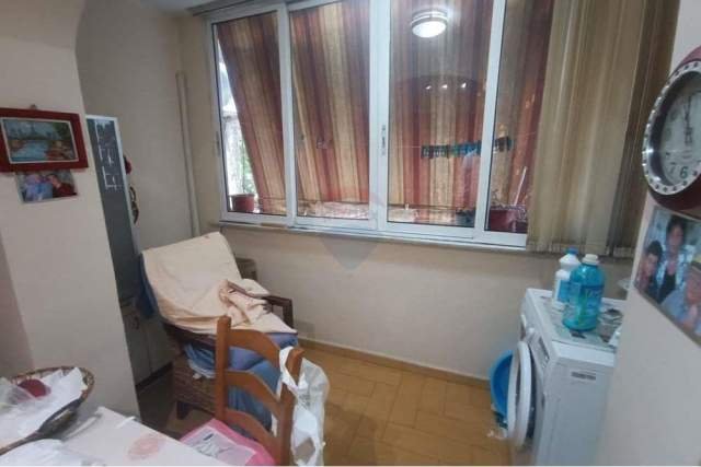 Tirane, jepet me qera apartament 85 m² 400 Euro (BLLOK)
