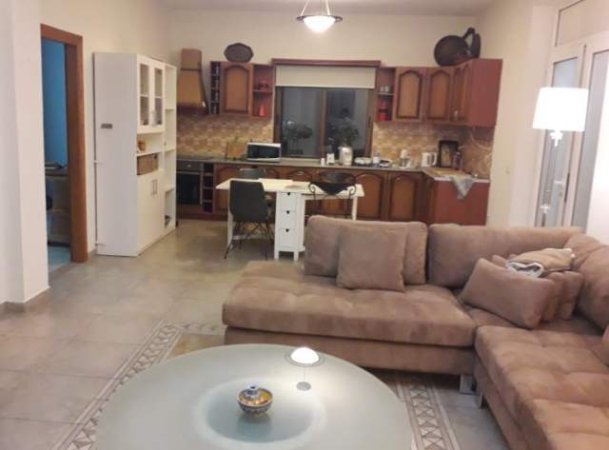 Tirane, jepet me qera apartament 3+1+BLK Kati 3, 110 m² 40.000 Leke (muhamed deliu)