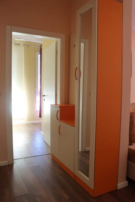 Tirane, jepet me qera apartament Kati 3, 90 m² 600 Euro (21 DHJETORI)