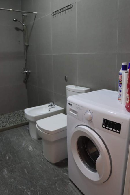 Tirane, jepet me qera apartament Kati 3, 90 m² 600 Euro (21 DHJETORI)