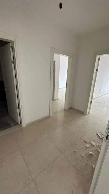 Tirane, shitet apartament 2+1+BLK Kati 7, 124 m² 80.000 Euro (Bulevardi Blu, Kamez)