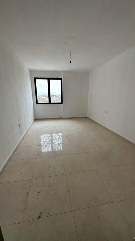 Tirane, shitet apartament 2+1+BLK Kati 7, 124 m² 80.000 Euro (Bulevardi Blu, Kamez)