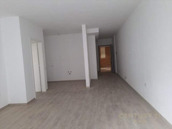 Tirane, shitet apartament 2+1+BLK Kati 2, 108 m² 403.000 Euro (RTSH)
