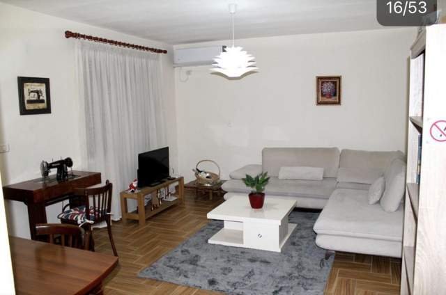 Tirane, jepet me qera apartament 1+1+A+BLK Kati 3, 60 m² 330 Euro (tek Market Aldi , Shkolla e Bashkuar)
