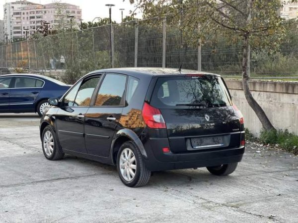 Tirane, shes makine Renault SCENIC Viti 2007, 3.200 Euro