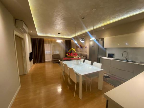 Tirane, jepet me qera apartament 2+1+BLK Kati 1, 200 m² 1.000 Euro (PROKOP MIMA)
