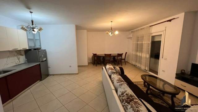 Tirane, jepet me qera apartament 2+1+BLK Kati 2, 115 m² 400 Euro (QSUT)