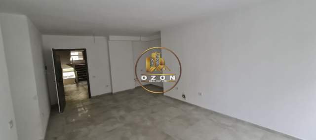 Tirane, jepet me qera apartament 1+1+BLK Kati 2, 65 m² 550 Euro (RTSH)