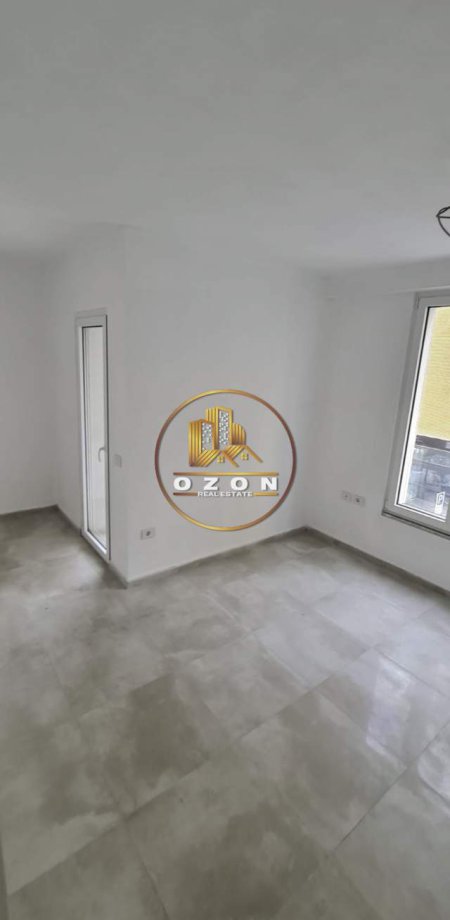 Tirane, jepet me qera apartament 1+1+BLK Kati 2, 65 m² 550 Euro (RTSH)