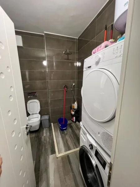 Tirane, shitet apartament 1+1+Ballkon Kati 6, 68 m² 85.000 € (Unaza e Re)