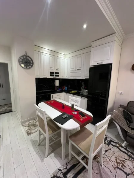 Tirane, shitet apartament 1+1+Ballkon Kati 6, 68 m² 85.000 € (Unaza e Re)