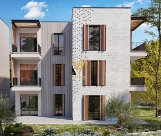 Tirane, shitet apartament 3+1+Ballkon Kati 1, 153 m² 325.000 € (MJULLE BATHORE)