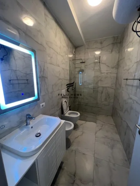 Tirane, jepet me qera apartament 2+1 , 103 m² (SIRI KODRA)