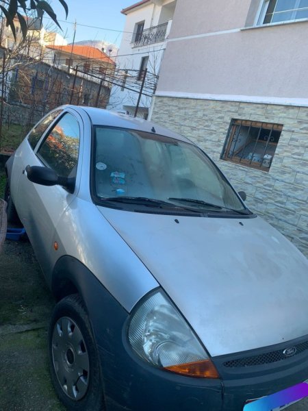 Tirane, shes Ford KA Benzin, gri metalizato manuale Kondicioner 700 €